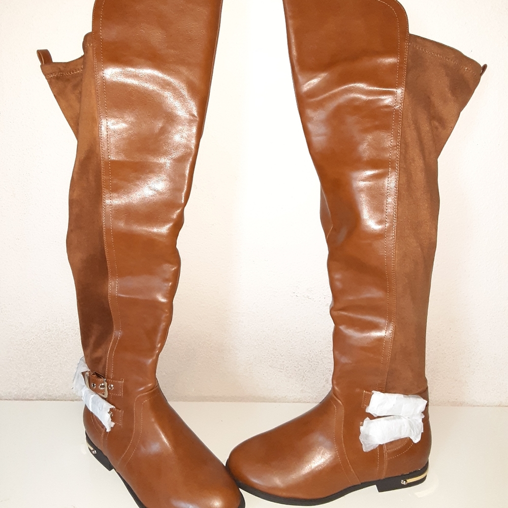 Elna-e boots size 11